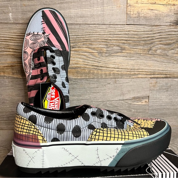 NWT 🆕Vans x🎄🎃 Nightmare Before Xmas Sally Stacked Platform, W9.5 - Picture 2 of 16